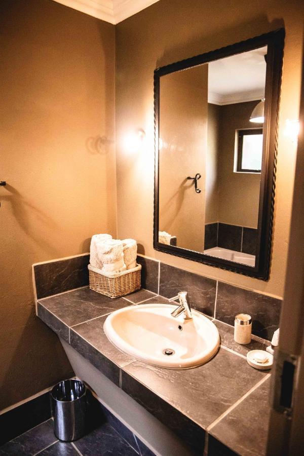 Bass Lake Country Lodge Pretoria-Noord Extérieur photo