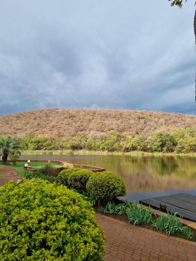 Bass Lake Country Lodge Pretoria-Noord Extérieur photo