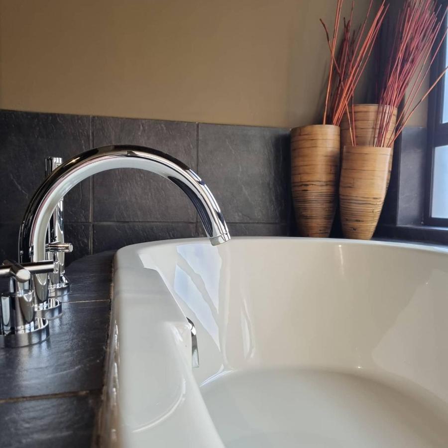 Bass Lake Country Lodge Pretoria-Noord Extérieur photo
